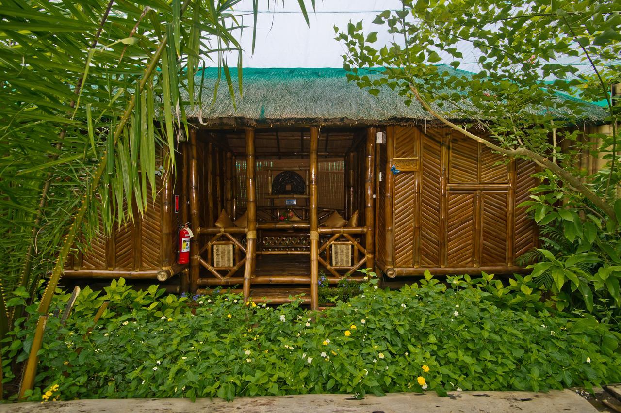 Oyo 678 Blessie'S Bed And Breakfast Puerto Princesa Exterior foto